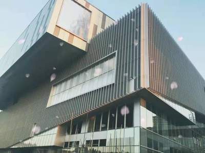 鋁單板 引領建筑裝飾新潮流的綠色環(huán)保先鋒